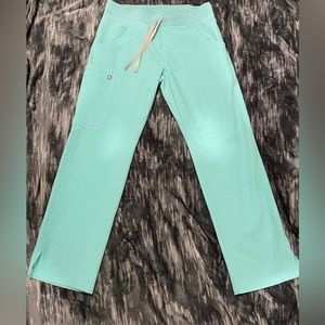 Figs Fresh Aqua “Kade” Scrub Pants. (Petite Small)